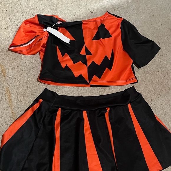 NWT Ladies Halloween Pumpkin Cosplay Outfit Size Sm - Picture 1 of 7